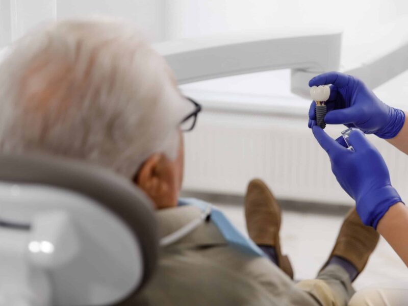 pain after dental implants