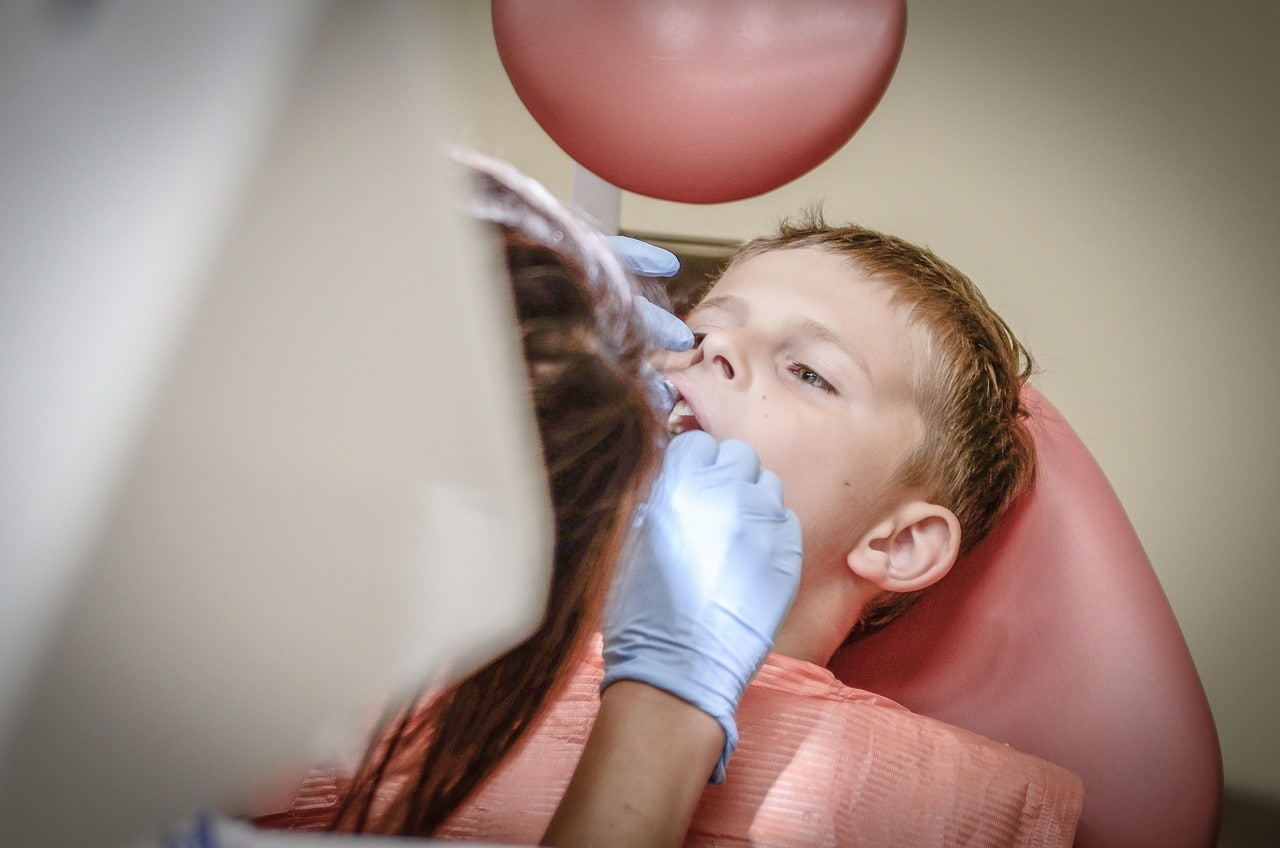 progressing root resorption